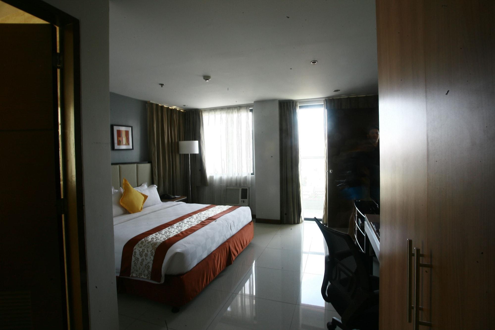 Ace Hotel And Suites Pasig City Экстерьер фото