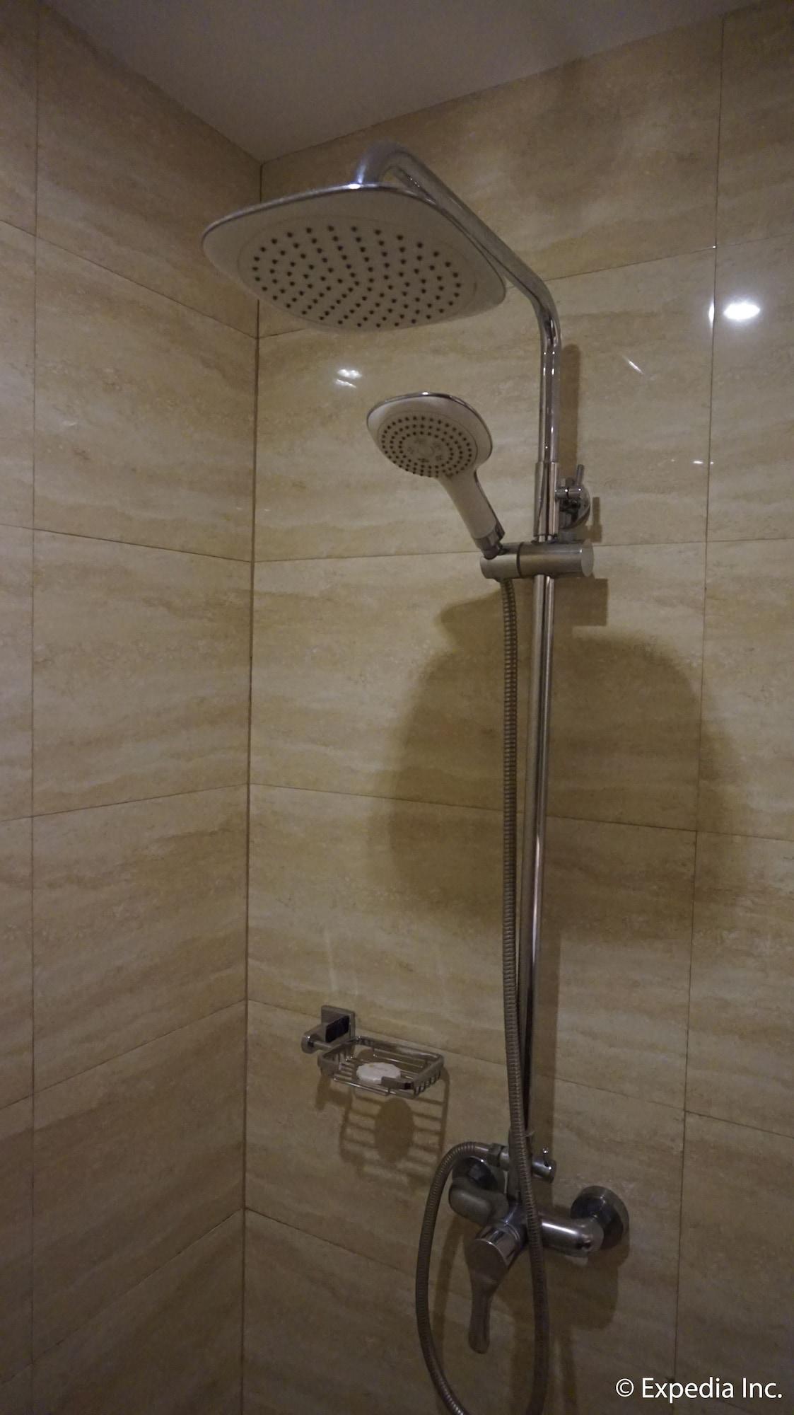 Ace Hotel And Suites Pasig City Экстерьер фото