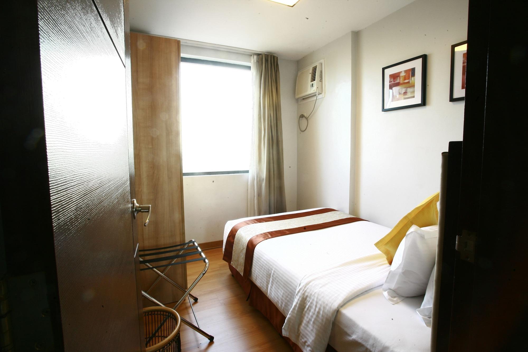Ace Hotel And Suites Pasig City Экстерьер фото