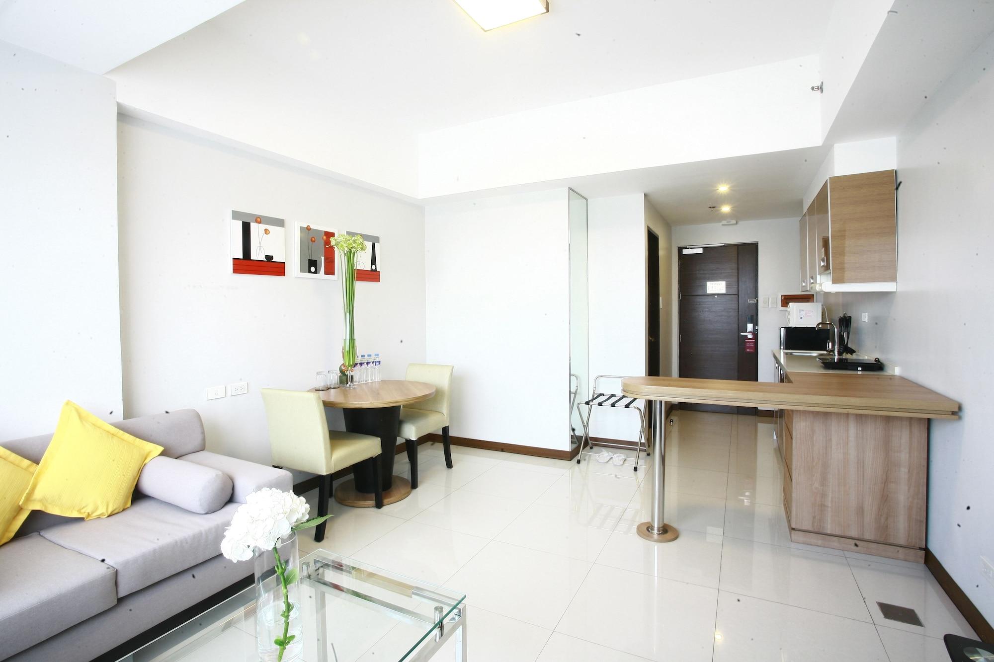 Ace Hotel And Suites Pasig City Экстерьер фото